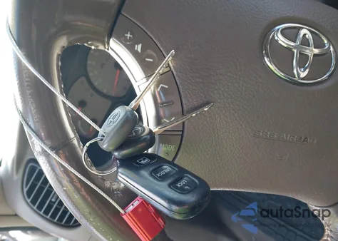 2004 Toyota Sequoia Limited V8 из США, поврежденный, VIN 5TDZT38A74S218324